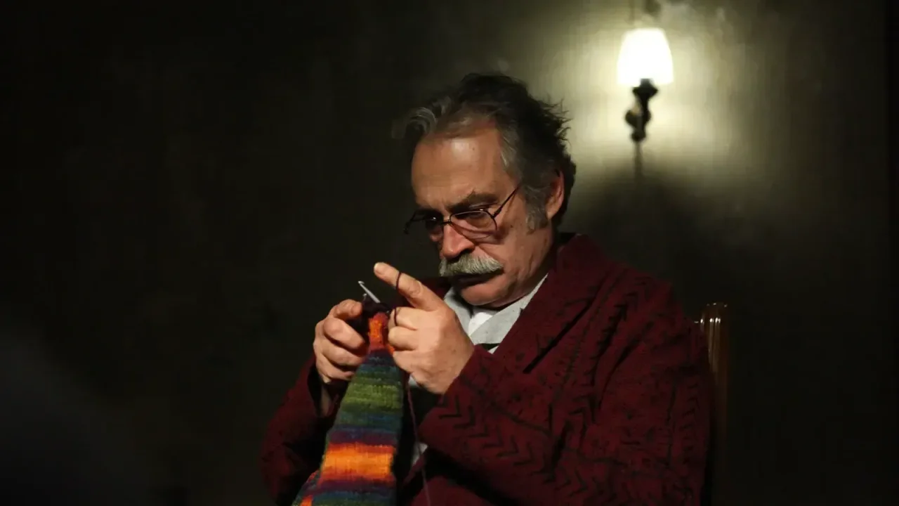 Şahsiyet (Agâh Beyoğlu)