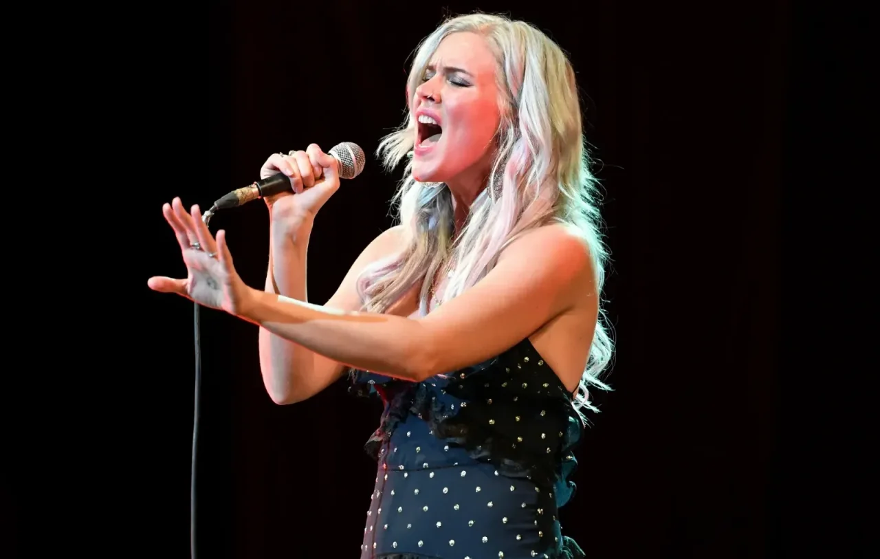 6. Joss Stone – You Had Me