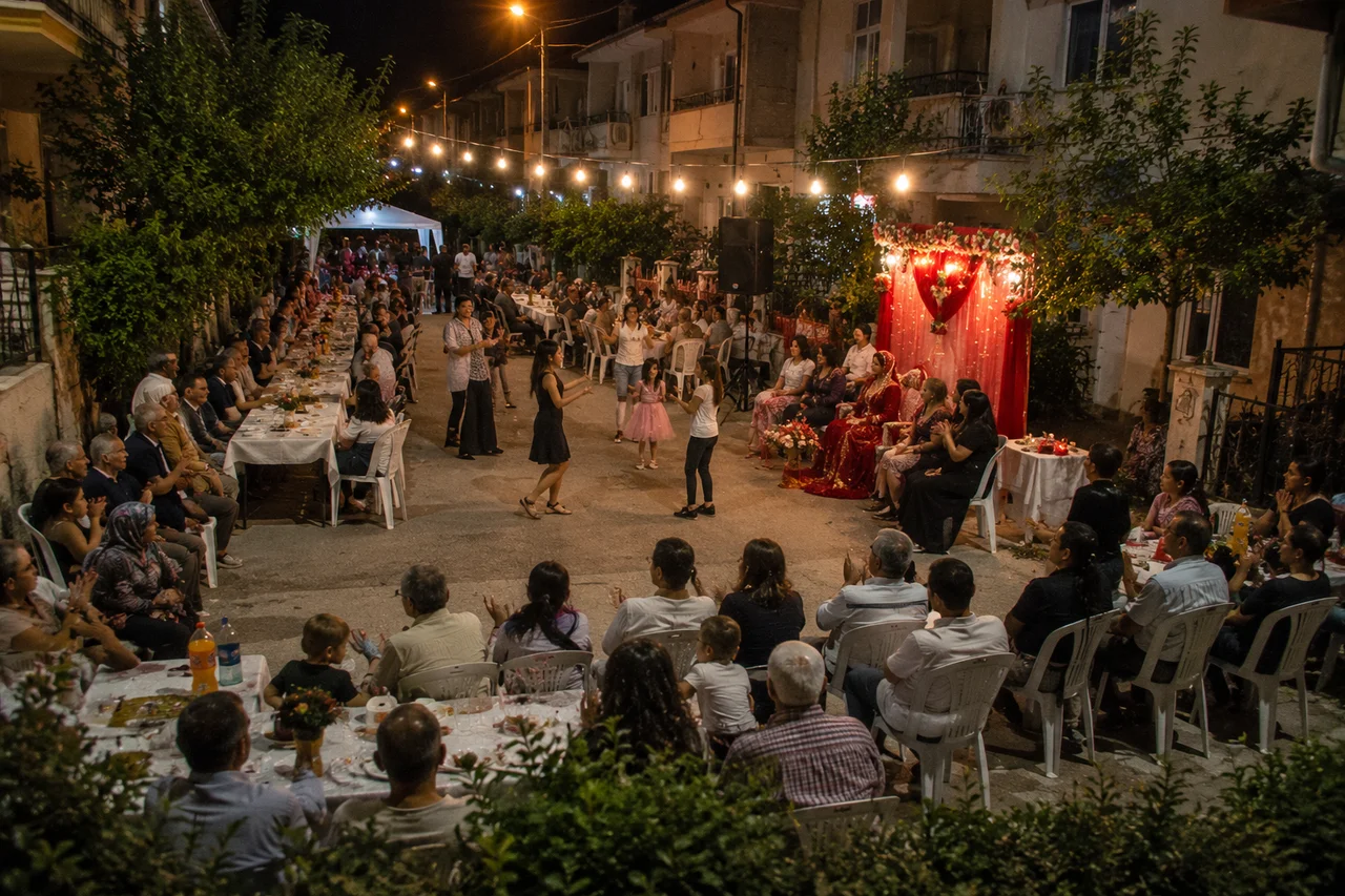 Yaz akşamları, mahalledeki nişan, kına gecesi gelenekleri